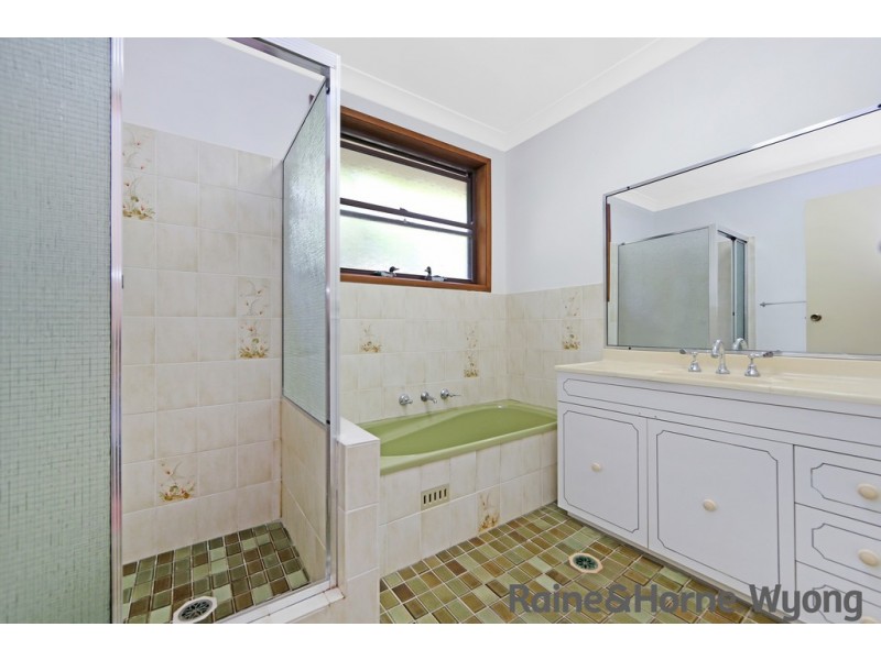 168 Tuggerawong Road, Wyongah NSW 2259