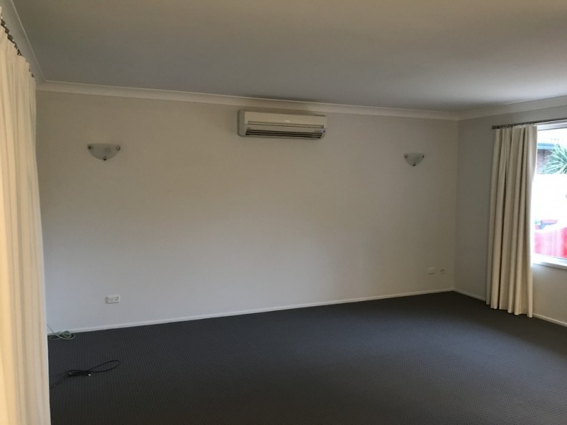 32 Swan Street, Kanwal NSW 2259