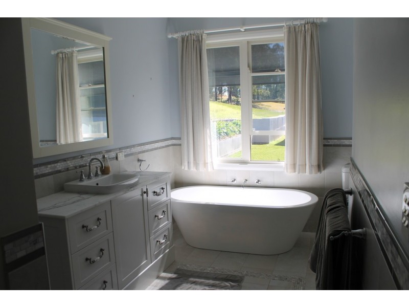 242 Jillliby Road, Jilliby NSW 2259