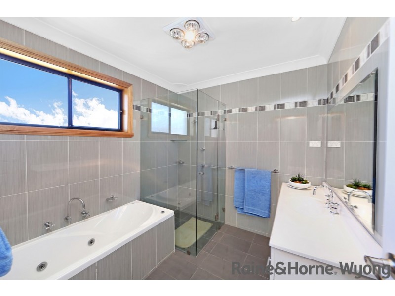 6 Watkins Street, Long Jetty NSW 2261