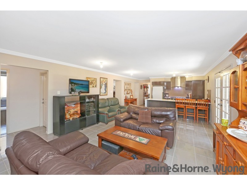 8 Kookaburra Avenue, Lake Munmorah NSW 2259