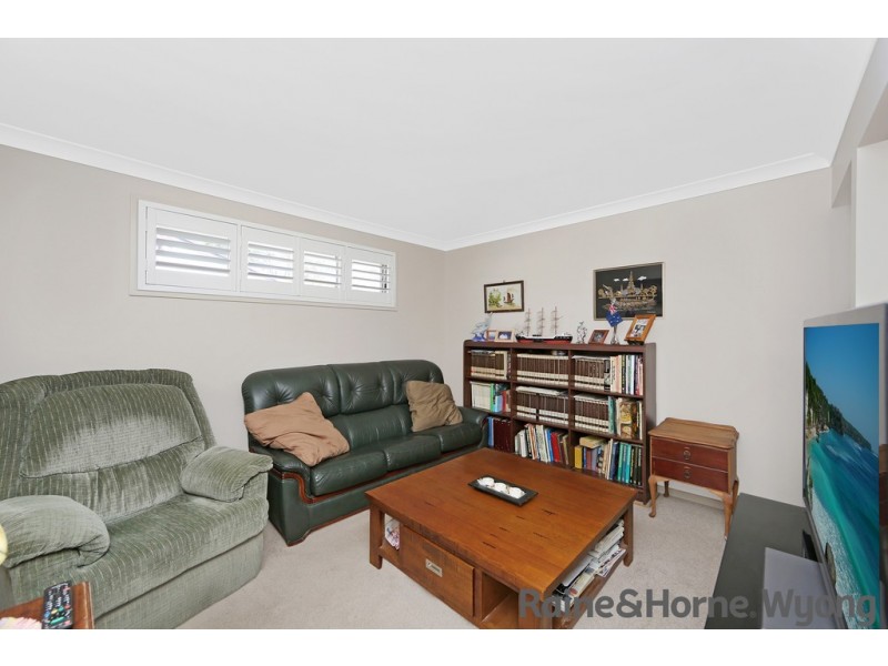 8 Kookaburra Avenue, Lake Munmorah NSW 2259