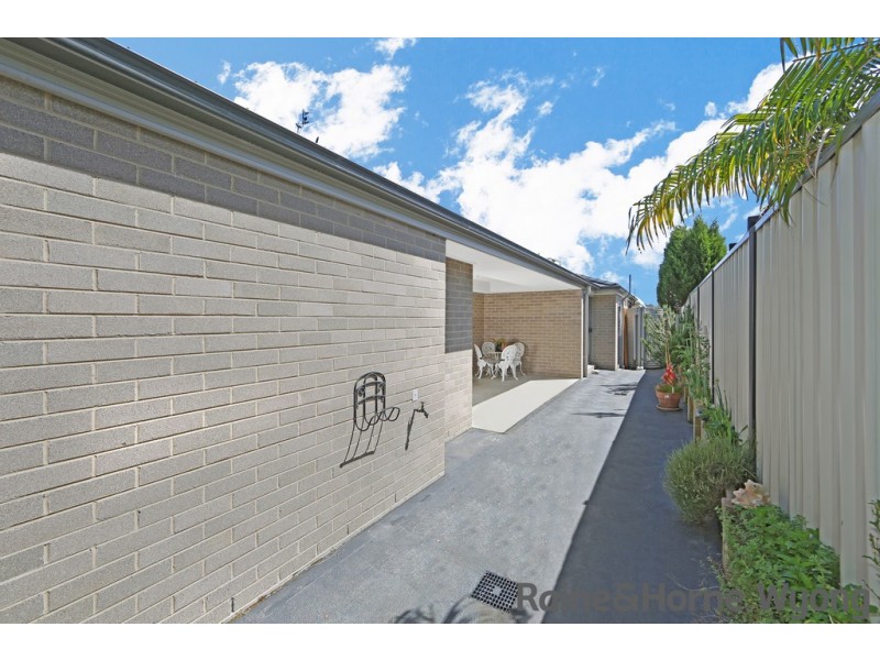 8 Kookaburra Avenue, Lake Munmorah NSW 2259