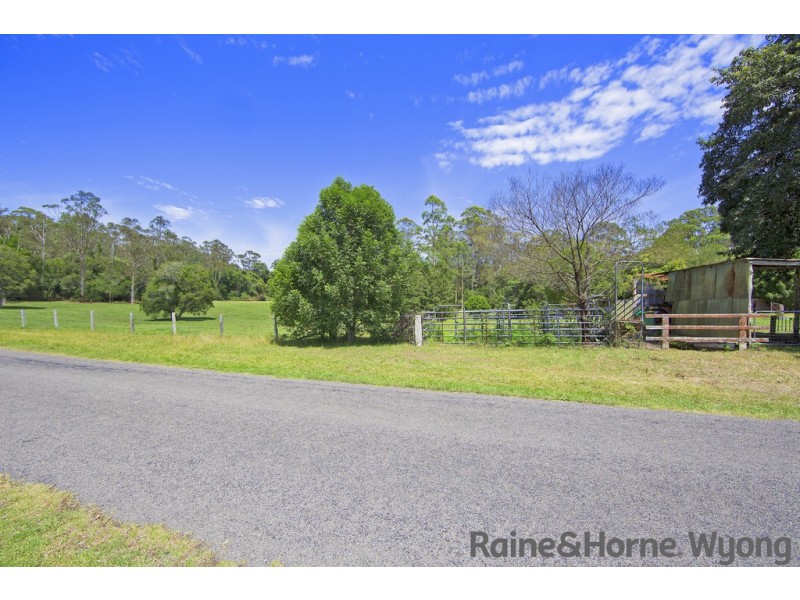 19 Lauffs Lane, Wyong Creek NSW 2259