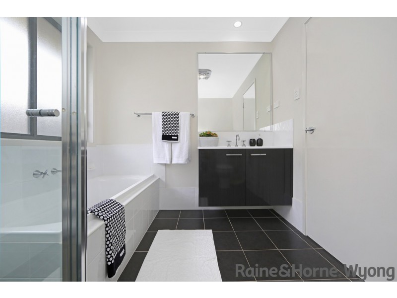 1 Irons Road, Wyong NSW 2259