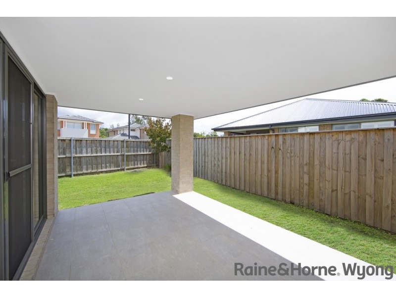 1 Irons Road, Wyong NSW 2259