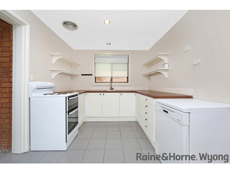 11 Tennyson Place, Watanobbi NSW 2259