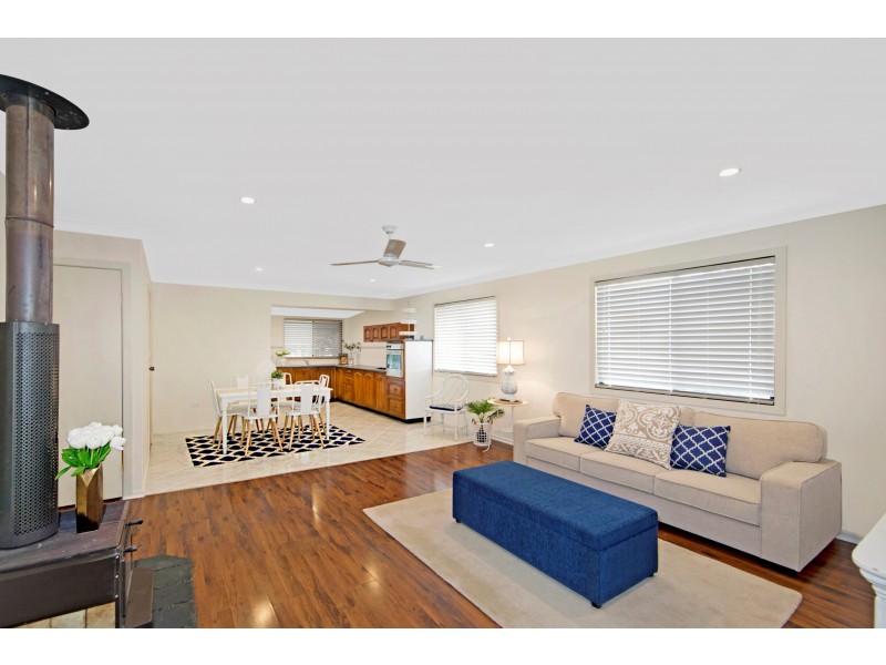 11 St Leonards Street, Rocky Point NSW 2259