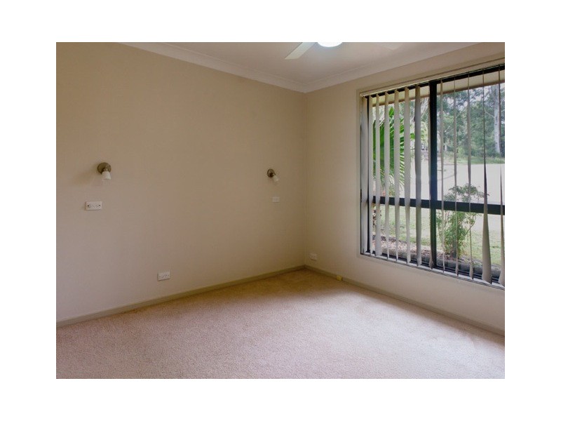 52 Greenwood Avenue, Berkeley Vale NSW 2261