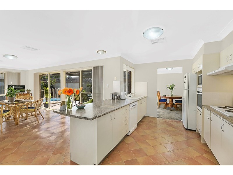 33 Woodbury Park Drive, Mardi NSW 2259
