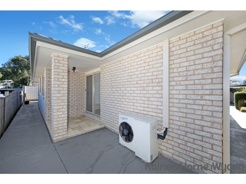 8A Leppington Street, Wyong NSW 2259