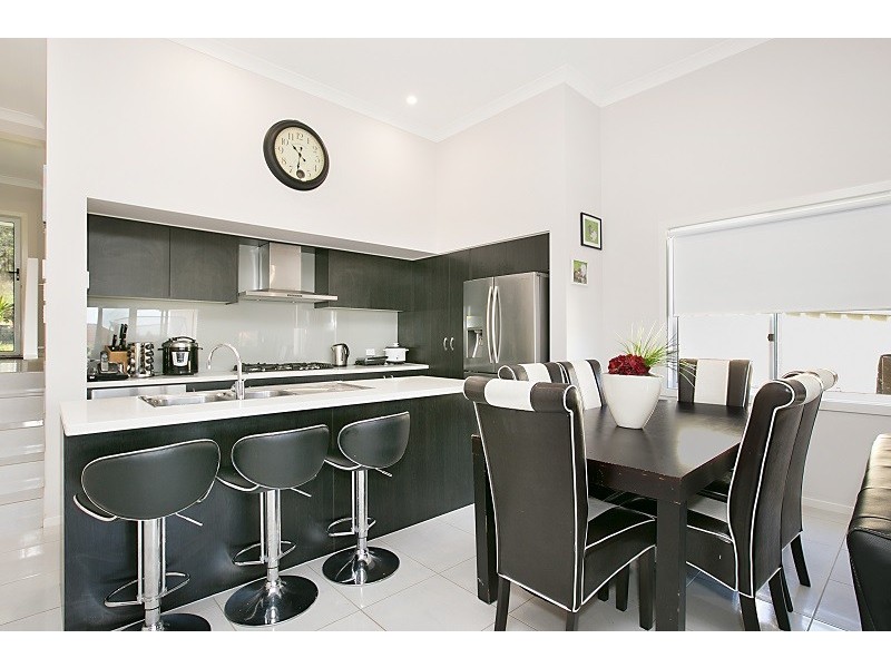 27 The Grove, Watanobbi NSW 2259