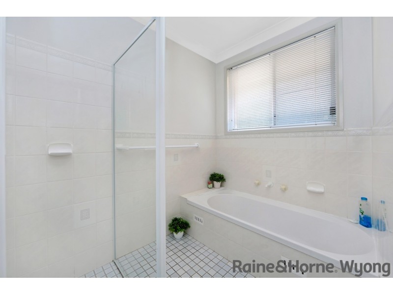 82 Woodbury Park Drive, Mardi NSW 2259