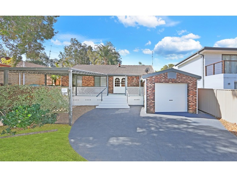 11 St Leonards Street, Rocky Point NSW 2259