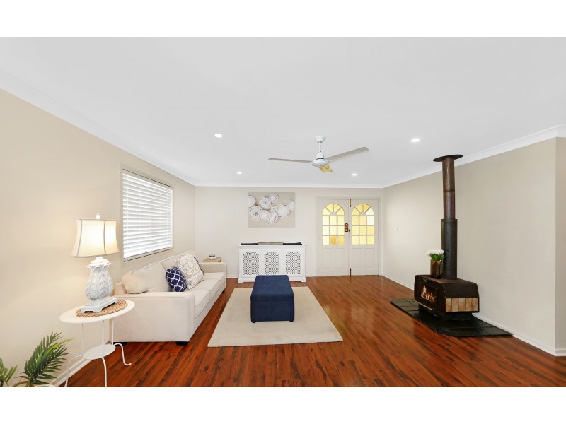 11 St Leonards Street, Rocky Point NSW 2259