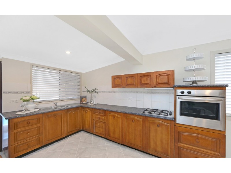 11 St Leonards Street, Rocky Point NSW 2259