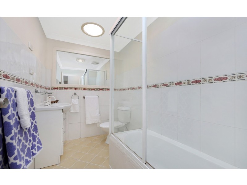 11 St Leonards Street, Rocky Point NSW 2259