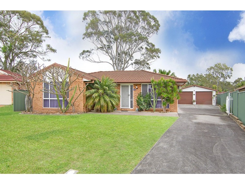 10 Kitty Place, Watanobbi NSW 2259