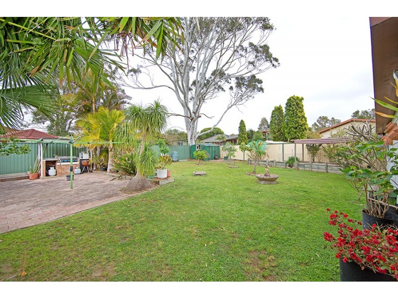 10 Kitty Place, Watanobbi NSW 2259