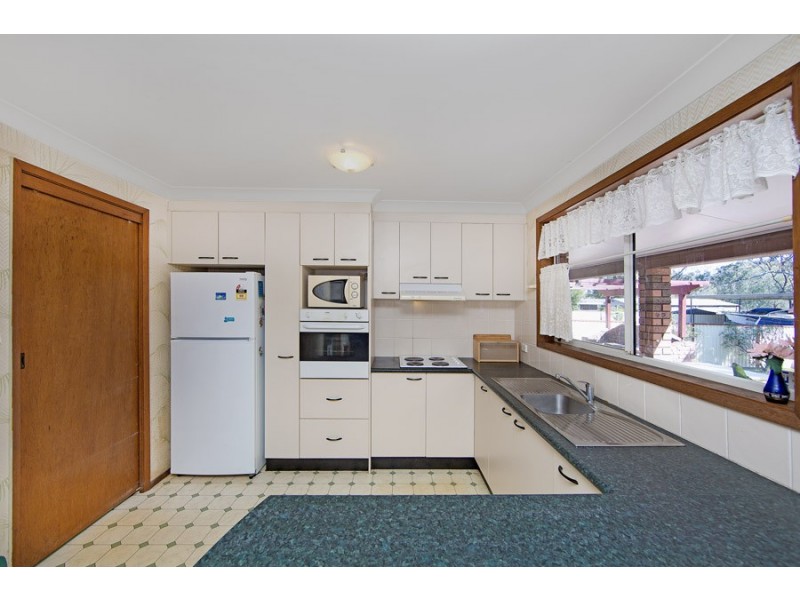 58 Cadonia Road, Tuggerawong NSW 2259