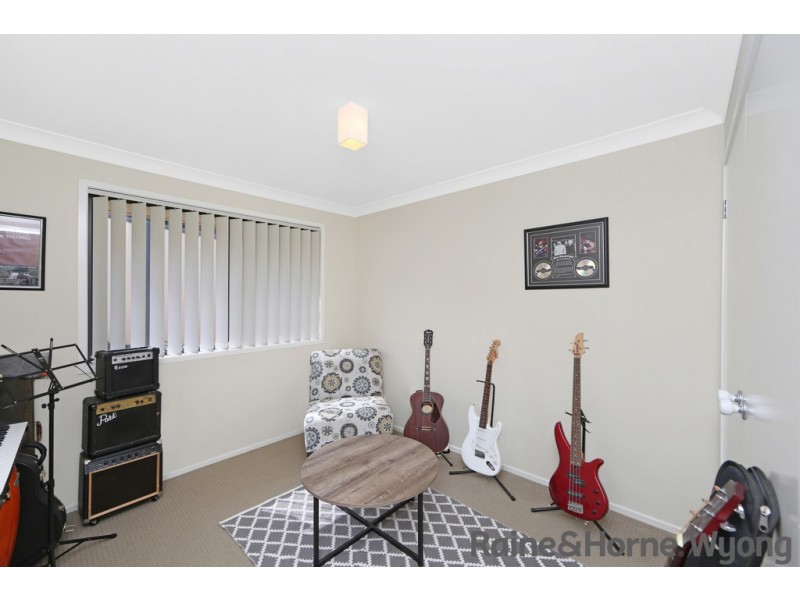 9 Fauna Place, Watanobbi NSW 2259