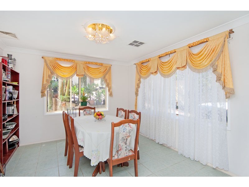 124 Brittania Drive, Watanobbi NSW 2259
