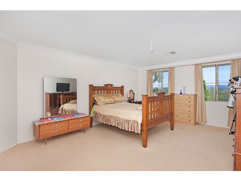 124 Brittania Drive, Watanobbi NSW 2259