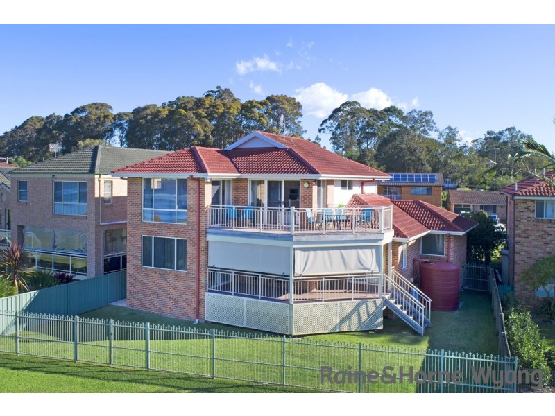 303 Lakedge Avenue, Berkeley Vale NSW 2261