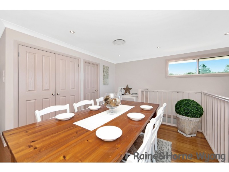 303 Lakedge Avenue, Berkeley Vale NSW 2261