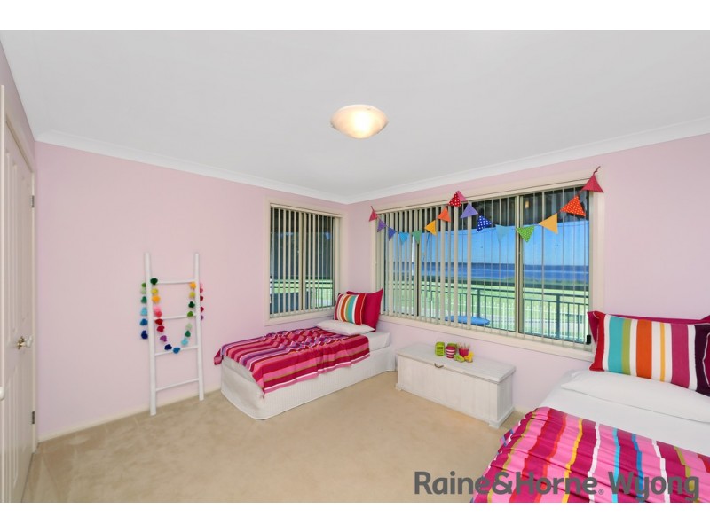 303 Lakedge Avenue, Berkeley Vale NSW 2261
