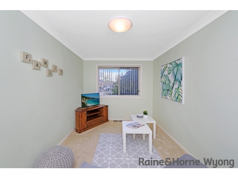 303 Lakedge Avenue, Berkeley Vale NSW 2261