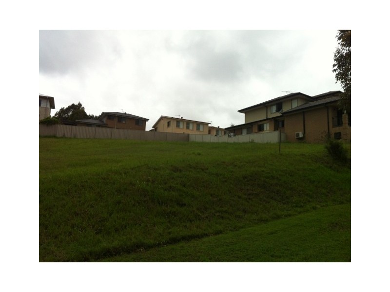 5 Weaver Crescent, Watanobbi NSW 2259