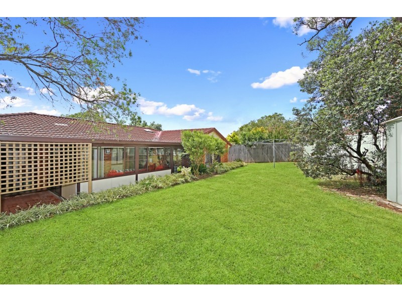 4 St Andrews Close, Watanobbi NSW 2259