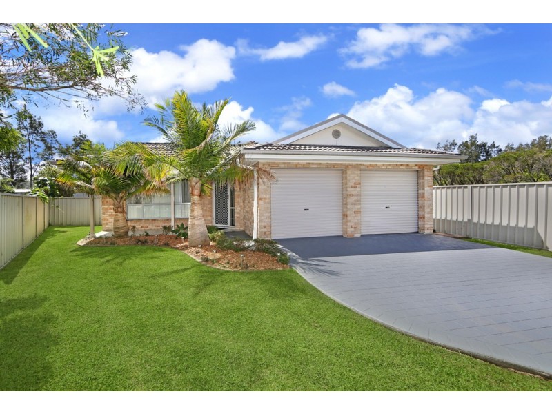 9 Blue Box Close, Hamlyn Terrace NSW 2259