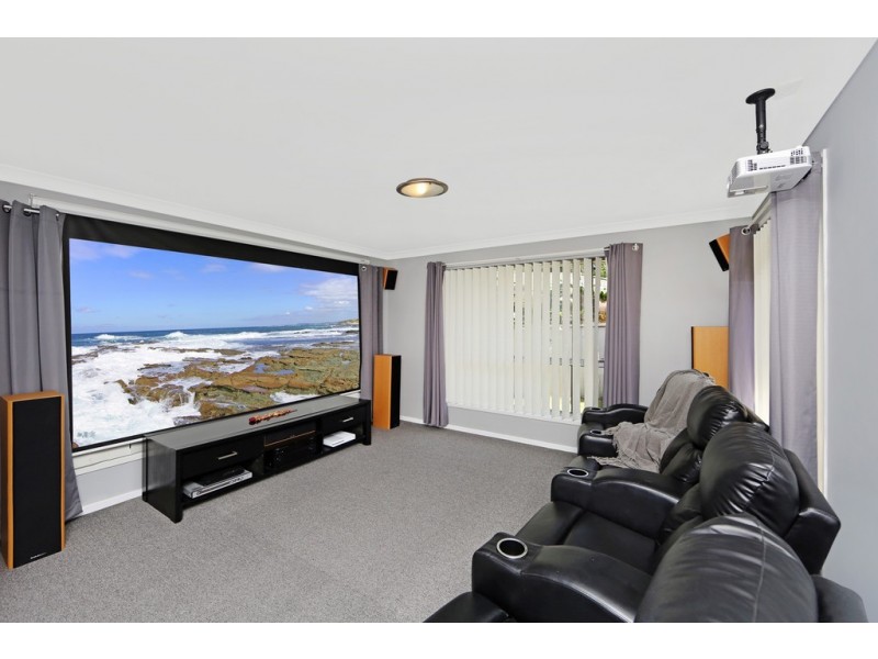 9 Blue Box Close, Hamlyn Terrace NSW 2259