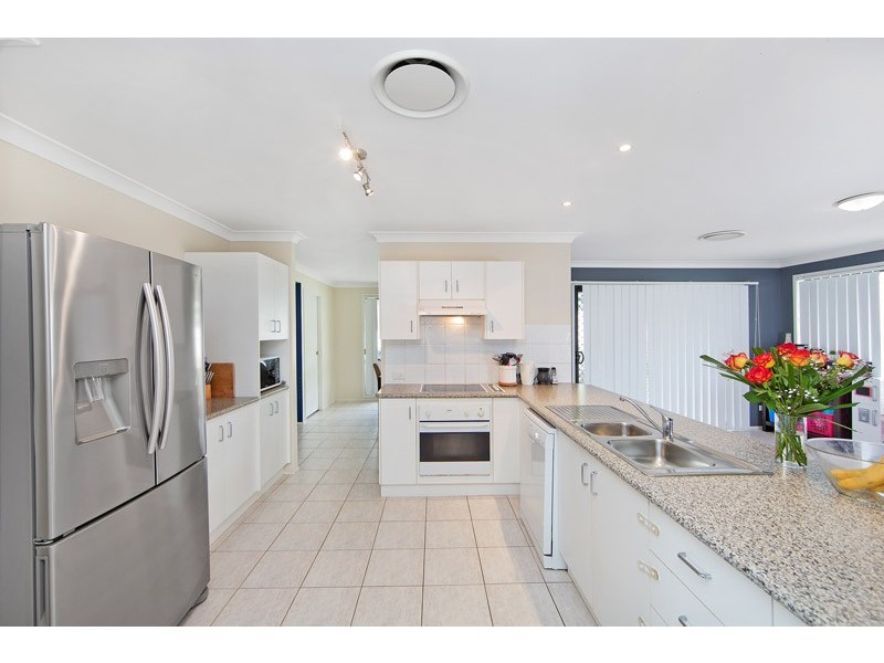 72 Brittania Drive, Watanobbi NSW 2259