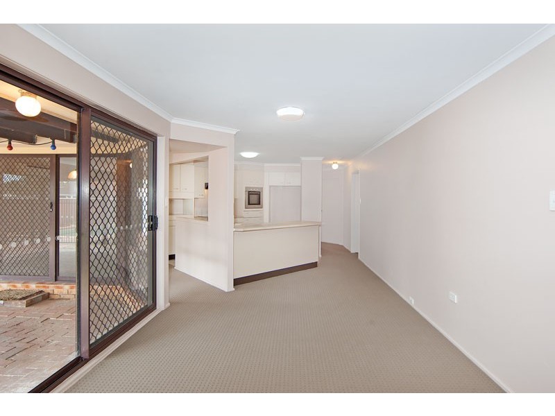 6 Gorman Close, Watanobbi NSW 2259