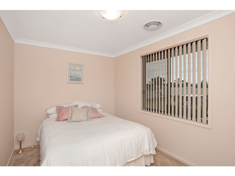46 Quarterhorse Pde, Wadalba NSW 2259