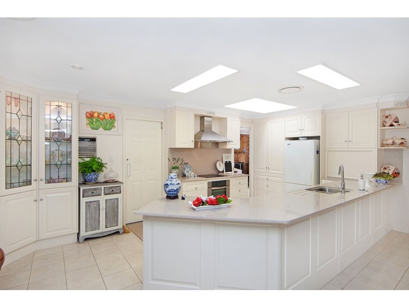 8 Sunnyhills Terrace, Berkeley Vale NSW 2261