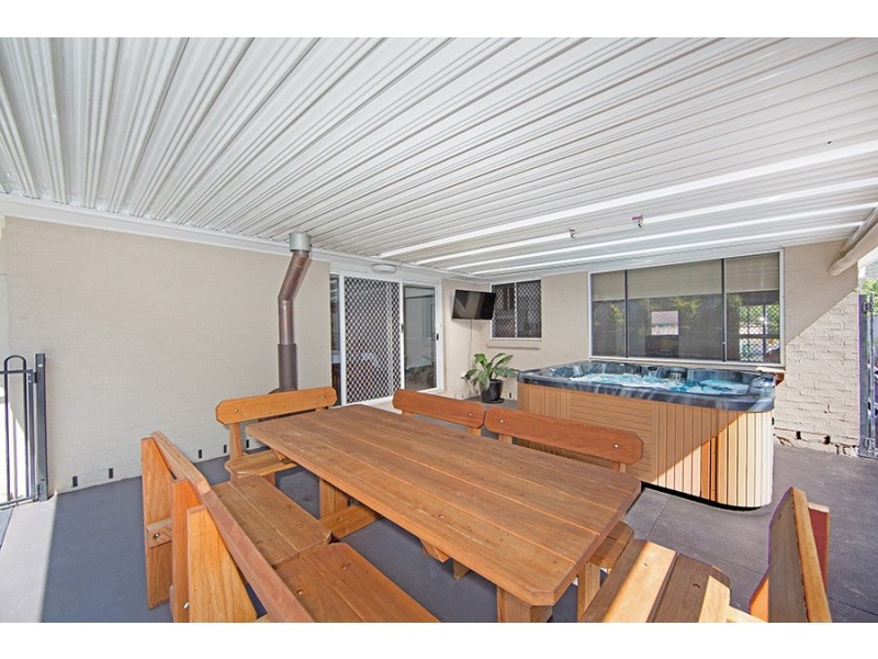 1 Woodbury Park Drive, Mardi NSW 2259