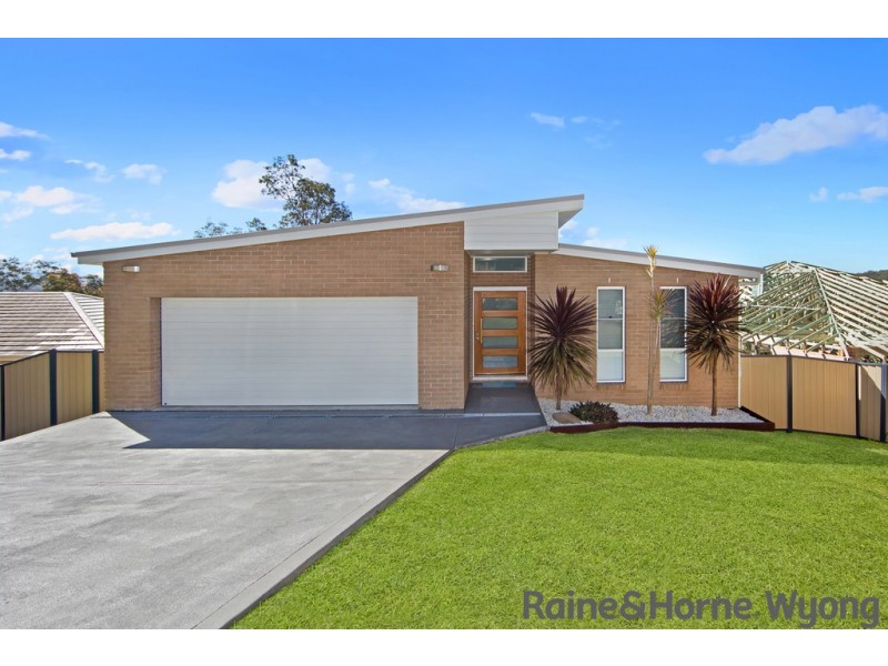 12 Melbourne Road, Wadalba NSW 2259