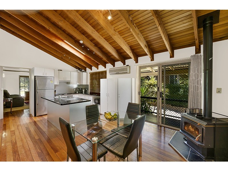 16 Hasluck Drive, Watanobbi NSW 2259