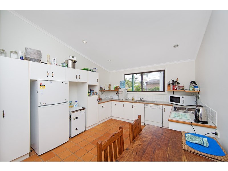 16 Henry Street, Chittaway Point NSW 2261