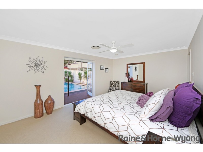 24 MacDougall Crescent, Hamlyn Terrace NSW 2259