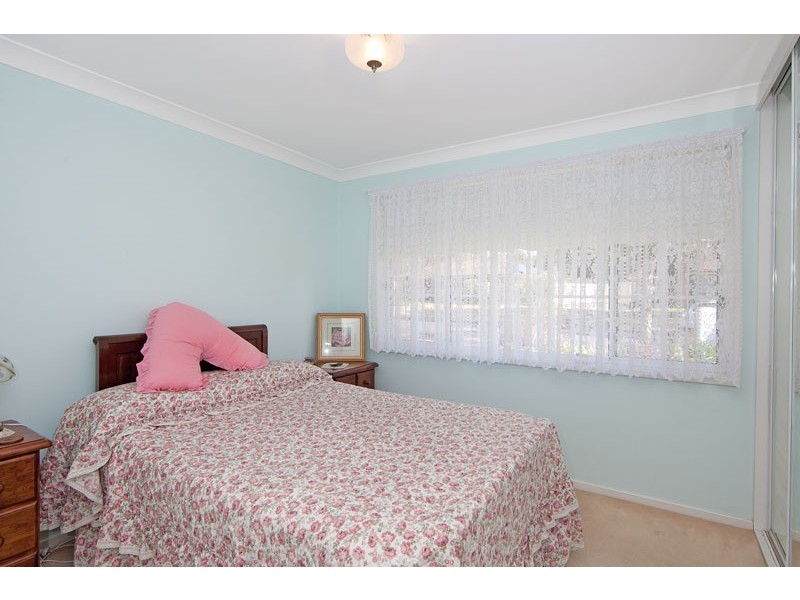27 Fishburn Cres, Watanobbi NSW 2259