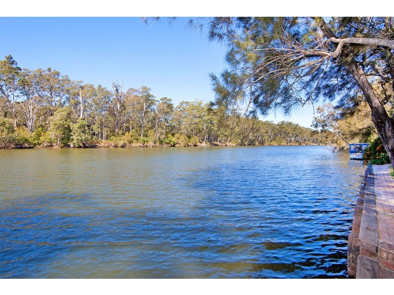 22 Golding Grove, Wyong NSW 2259