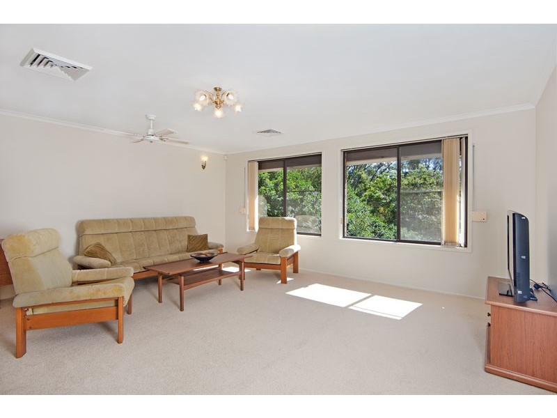 22 Golding Grove, Wyong NSW 2259