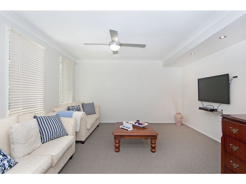 42 Woolmers Crescent, Mardi NSW 2259