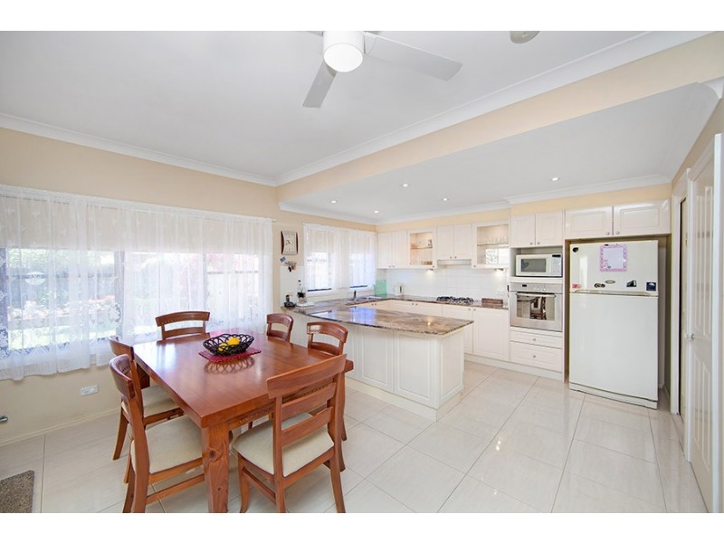 12 Greenwich Place, Mardi NSW 2259