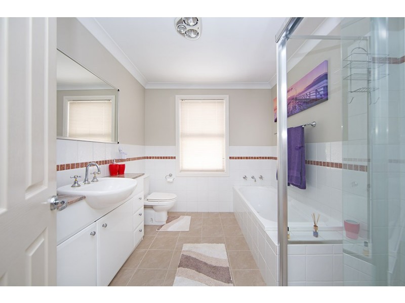 12 Greenwich Place, Mardi NSW 2259